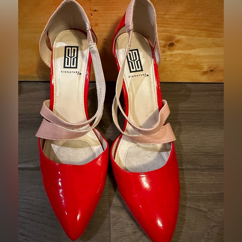 SS Signature Heels - Picture 1 of 5